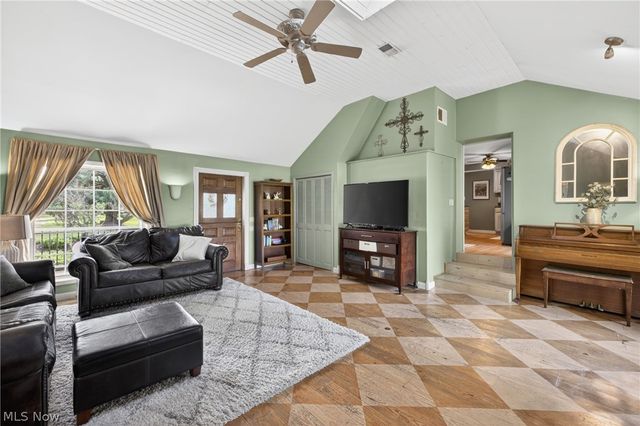 10650 Chillicothe Road, Kirtland, OH 44094