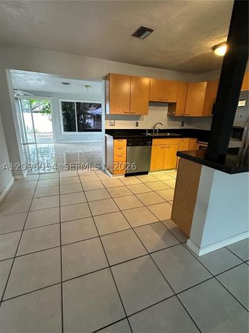 4812 SW 45th Ave, Dania Beach, FL 33314