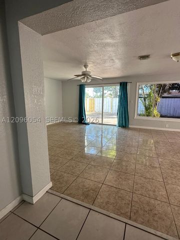 4812 SW 45th Ave, Dania Beach, FL 33314