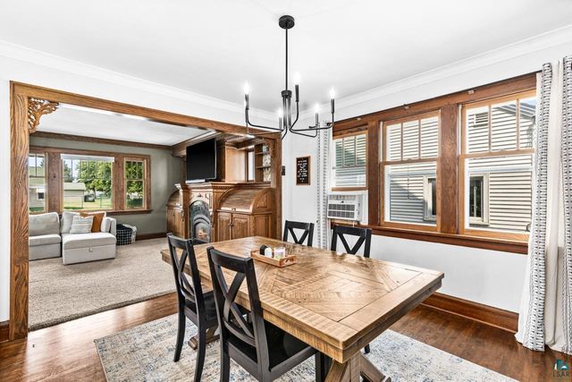 2220 Wyoming Ave, Superior, WI 54880