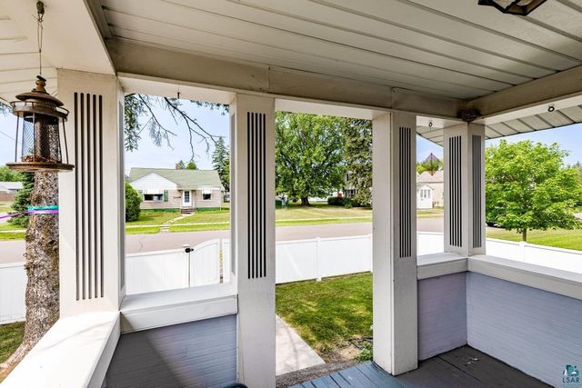 2220 Wyoming Ave, Superior, WI 54880