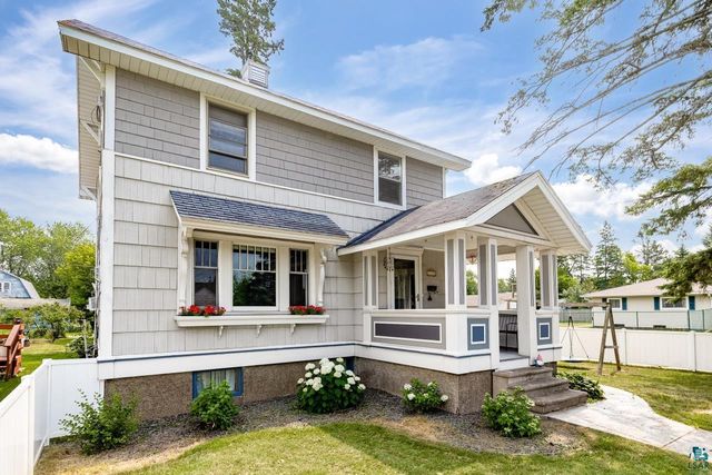 2220 Wyoming Ave, Superior, WI 54880