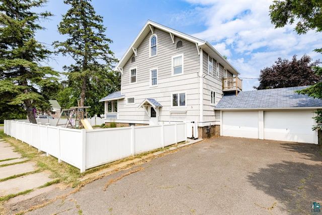 2220 Wyoming Ave, Superior, WI 54880