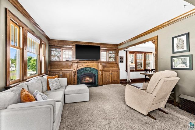2220 Wyoming Ave, Superior, WI 54880