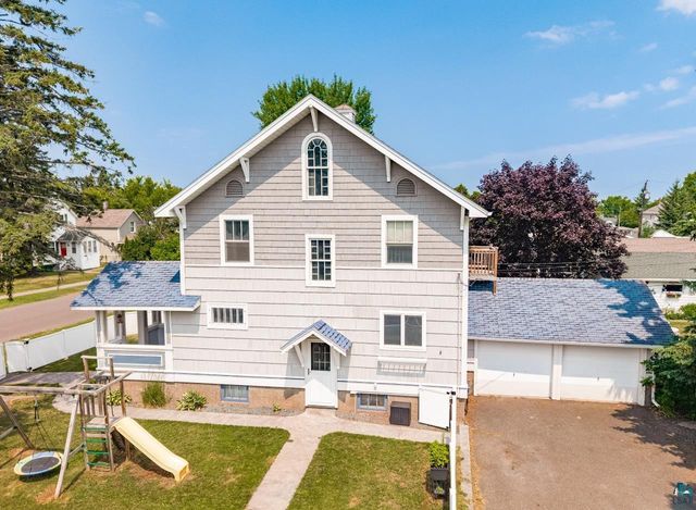 2220 Wyoming Ave, Superior, WI 54880