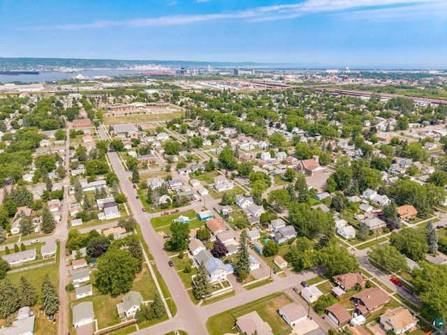 2220 Wyoming Ave, Superior, WI 54880