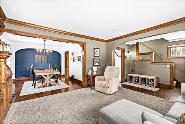 2220 Wyoming Ave, Superior, WI 54880