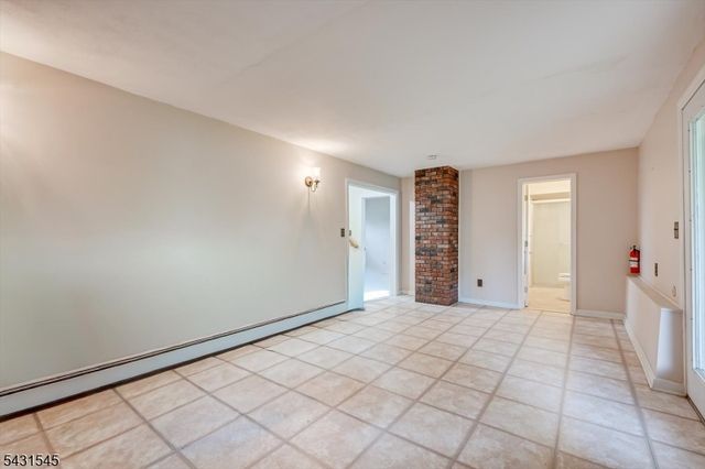 200 Ritter Ave, South Plainfield Boro, NJ 07080