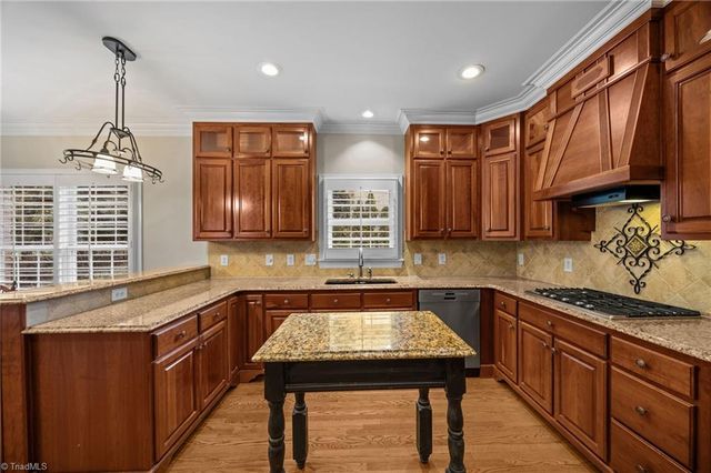 1012 Mill Pointe Way, Elon, NC 27244