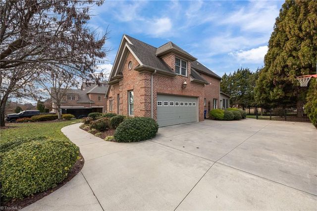 1012 Mill Pointe Way, Elon, NC 27244