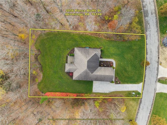 2056 Pierce Bluffs Dr, Hermitage, PA 16148