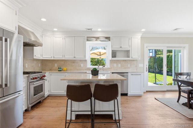 44 Fort Hill Road, Huntington, NY 11743