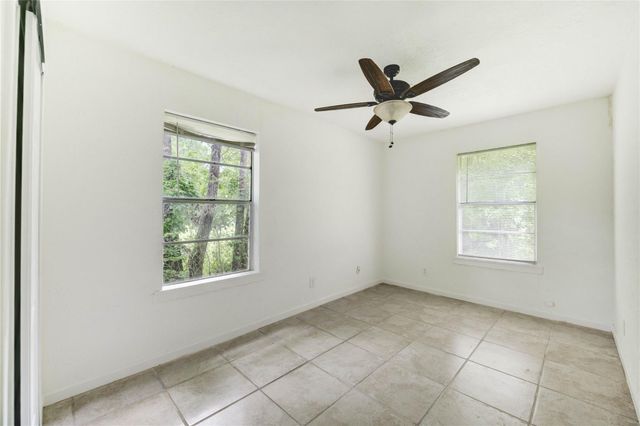 47 Blue Lake Drive, Huffman, TX 77336