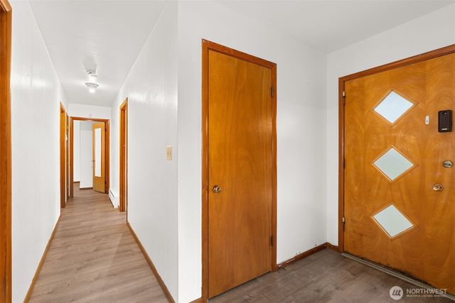 404 Eleventh Street, Raymond, WA 98577