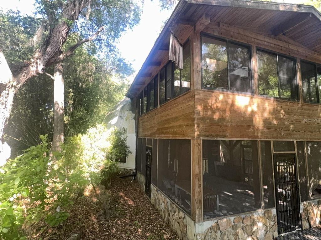 Image 23 of property listing at 2424 NE 170TH STREET, Citra, FL 32113