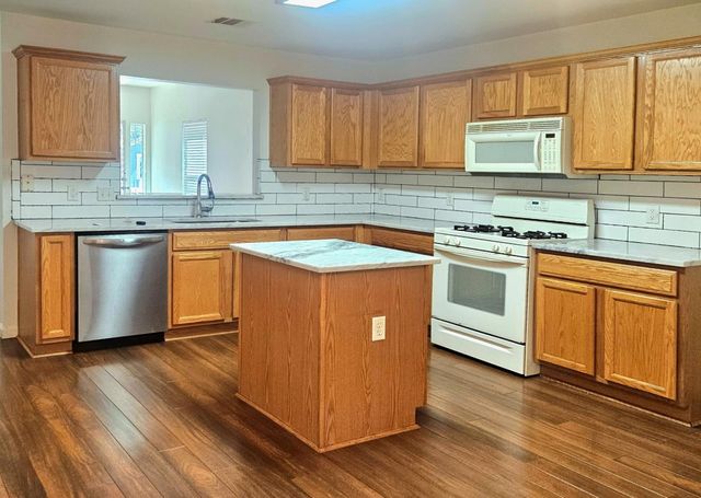 211 Cadillac CV, Cedar Park, TX 78613