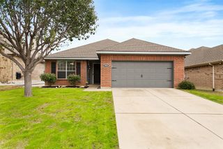 9404 Tierra Verde Drive, Fort Worth, TX 76177