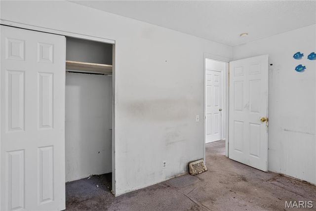 1723 Keelen Drive, St Louis, MO 63136