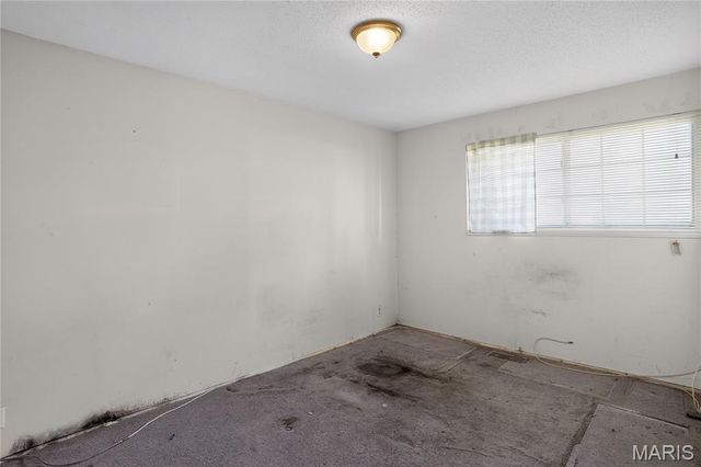 1723 Keelen Drive, St Louis, MO 63136