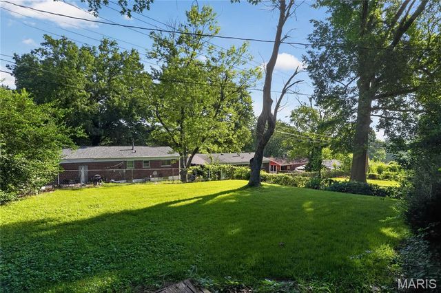 1723 Keelen Drive, St Louis, MO 63136