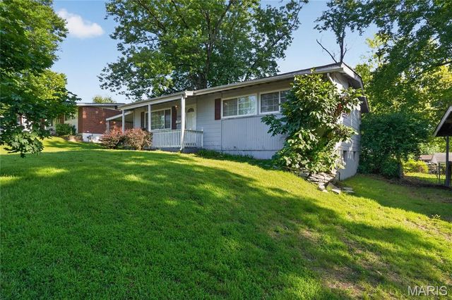 1723 Keelen Drive, St Louis, MO 63136
