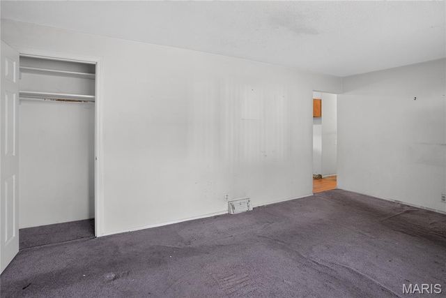 1723 Keelen Drive, St Louis, MO 63136