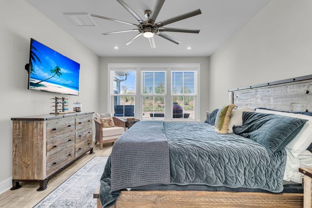 114 Waves Place, Summerville, SC 29486