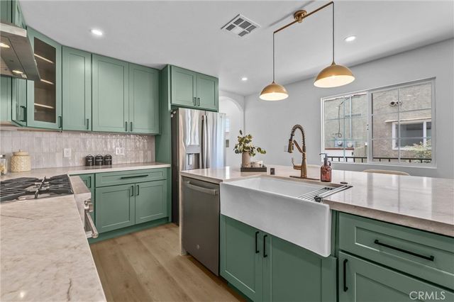 2912 W 30th, Los Angeles, CA 90018