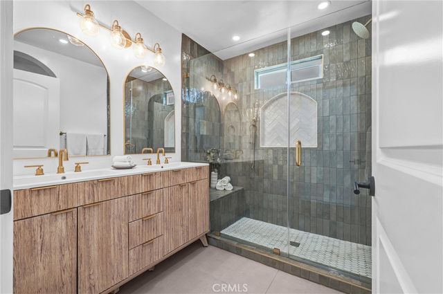 2912 W 30th, Los Angeles, CA 90018