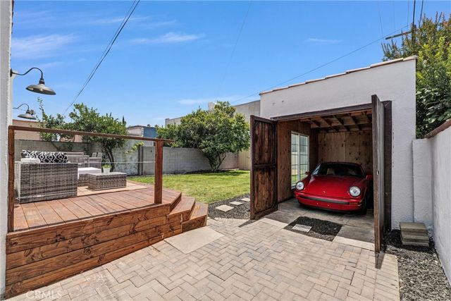 2912 W 30th, Los Angeles, CA 90018