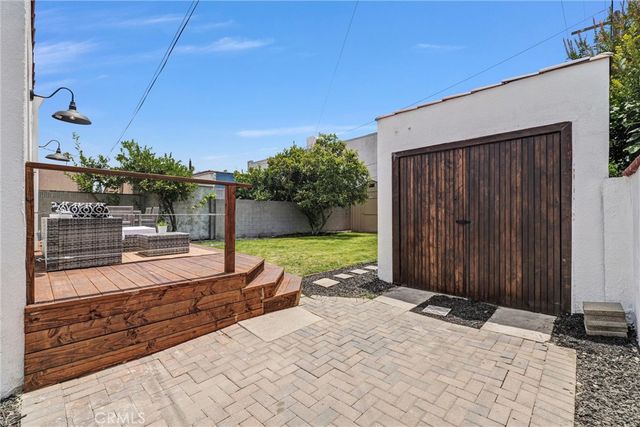 2912 W 30th, Los Angeles, CA 90018