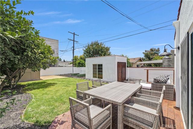 2912 W 30th, Los Angeles, CA 90018