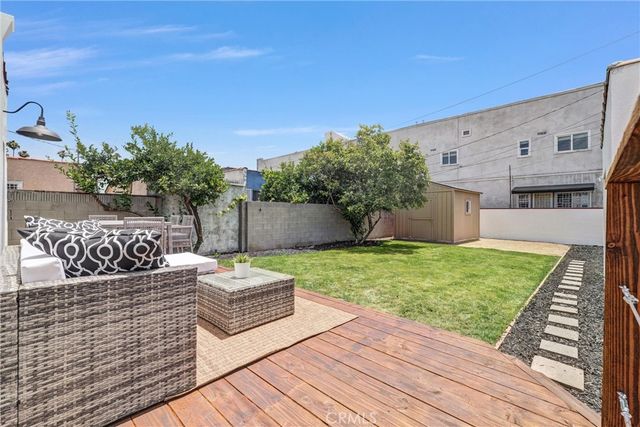 2912 W 30th, Los Angeles, CA 90018