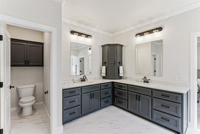 15700 Flora Avenue, Edmond, OK 73013