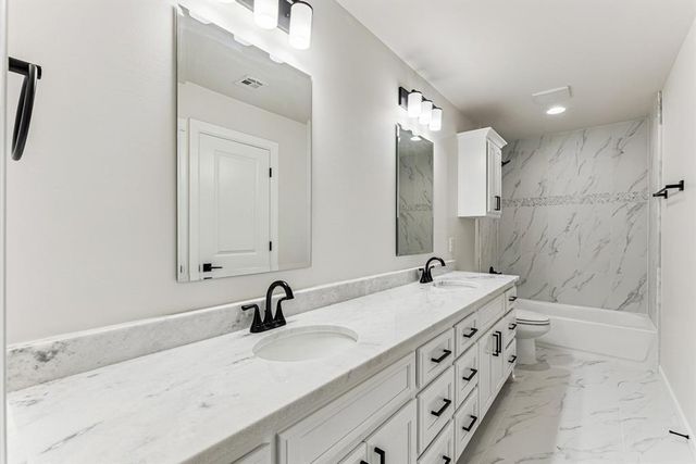 15700 Flora Avenue, Edmond, OK 73013