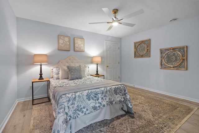 28679 Driftwood COURT, Waterford, WI 53185