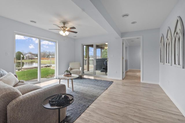 28679 Driftwood COURT, Waterford, WI 53185
