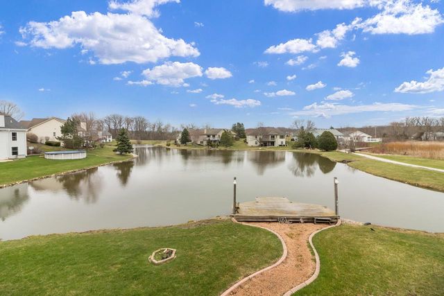 28679 Driftwood COURT, Waterford, WI 53185