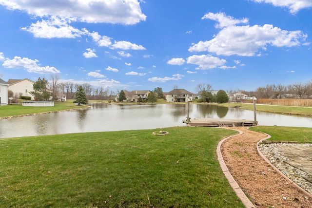 28679 Driftwood COURT, Waterford, WI 53185