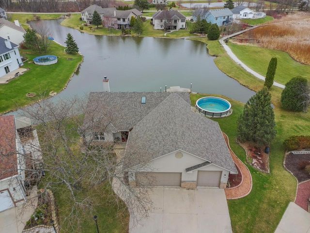 28679 Driftwood COURT, Waterford, WI 53185