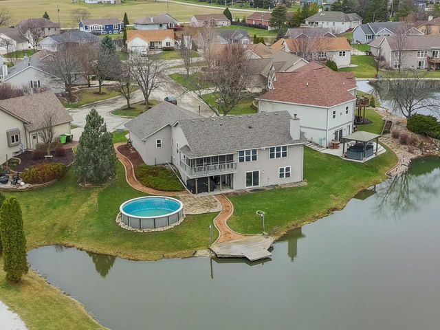 28679 Driftwood COURT, Waterford, WI 53185