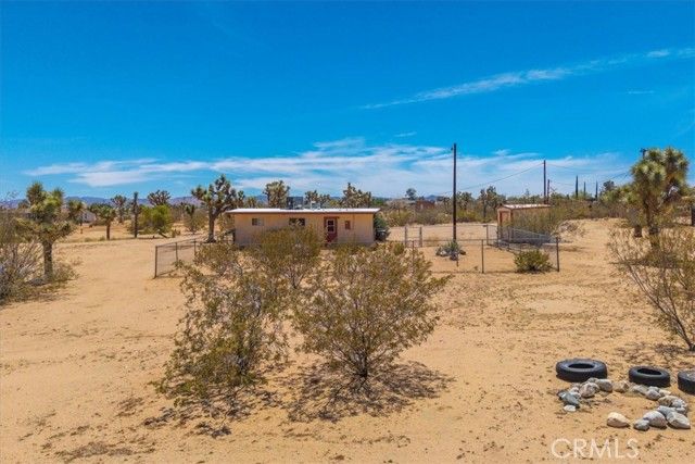 58382 Sunny Sands Drive, Yucca Valley, CA 92284