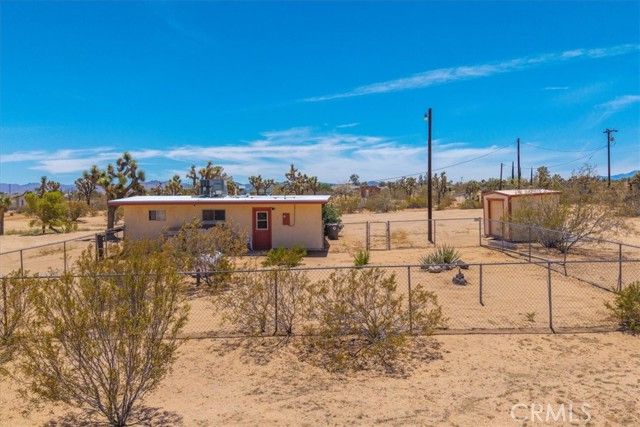 58382 Sunny Sands Drive, Yucca Valley, CA 92284