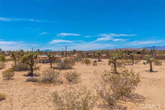 58382 Sunny Sands Drive, Yucca Valley, CA 92284