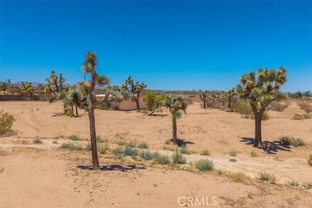 58382 Sunny Sands Drive, Yucca Valley, CA 92284