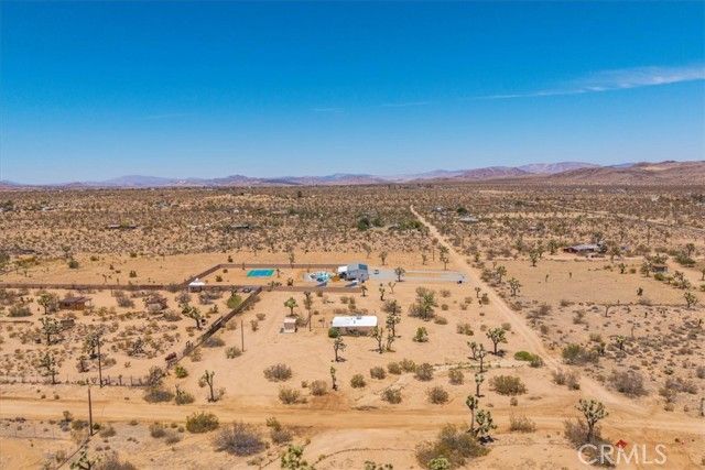 58382 Sunny Sands Drive, Yucca Valley, CA 92284