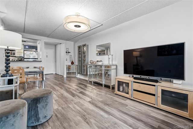 50 Columbus Avenue 321, Tuckahoe, NY 10707