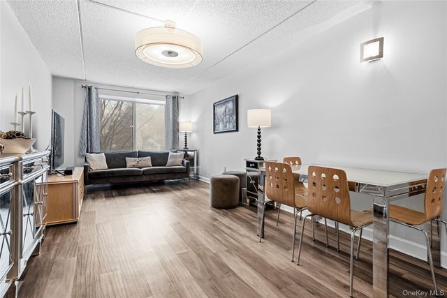 50 Columbus Avenue 321, Tuckahoe, NY 10707