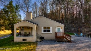 1429 Dupont Rd, Seymour, TN 37865