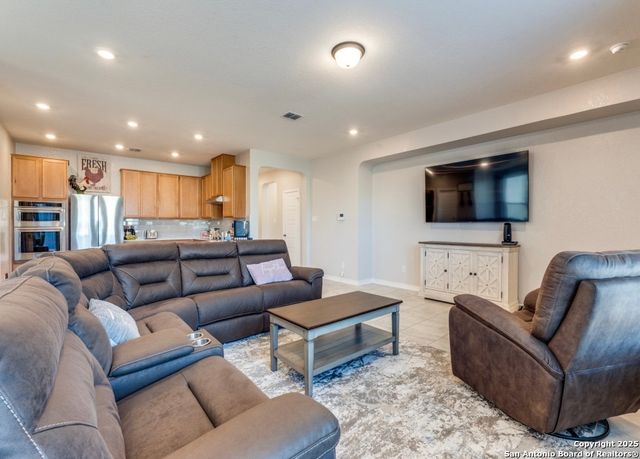 22411 Mandragora Run, San Antonio, TX 78261